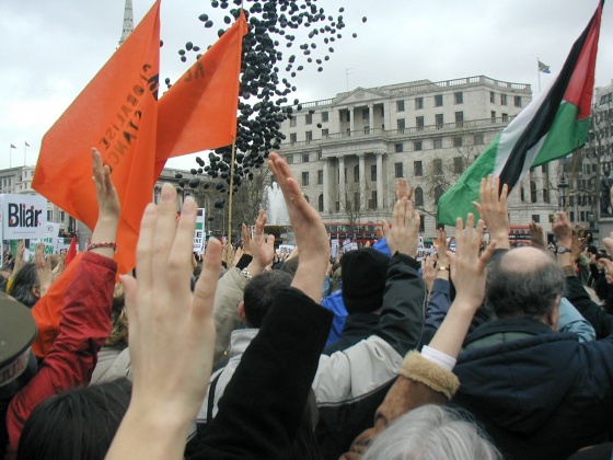 Balloons released in memory of those killed in the "war on terror"