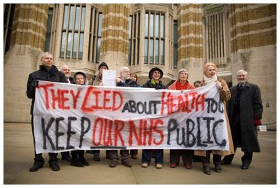 Dr Singer Attempts to hand in Petition